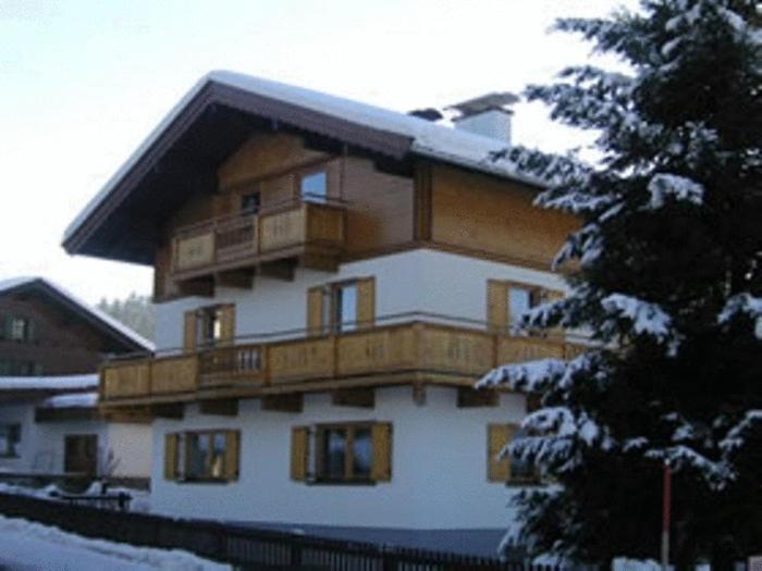 Ferienhaus Resi & Obermoser Kössen Exteriör bild